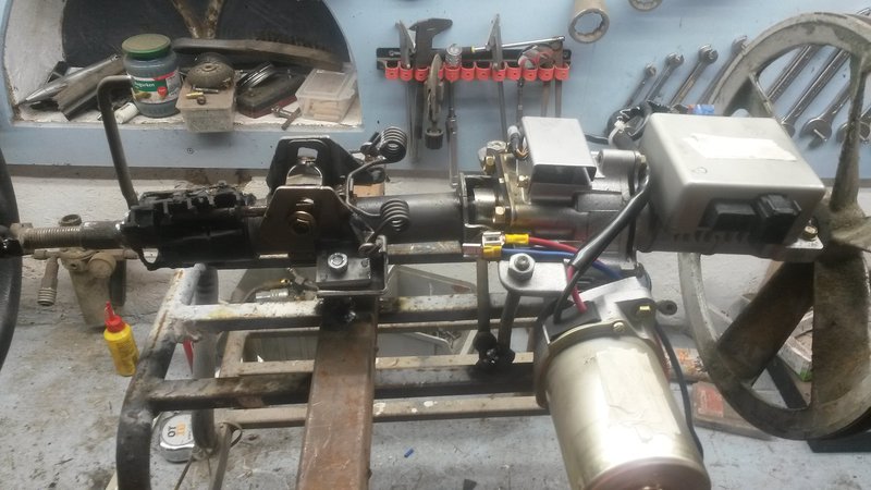 EPS op bokje gemonteerd