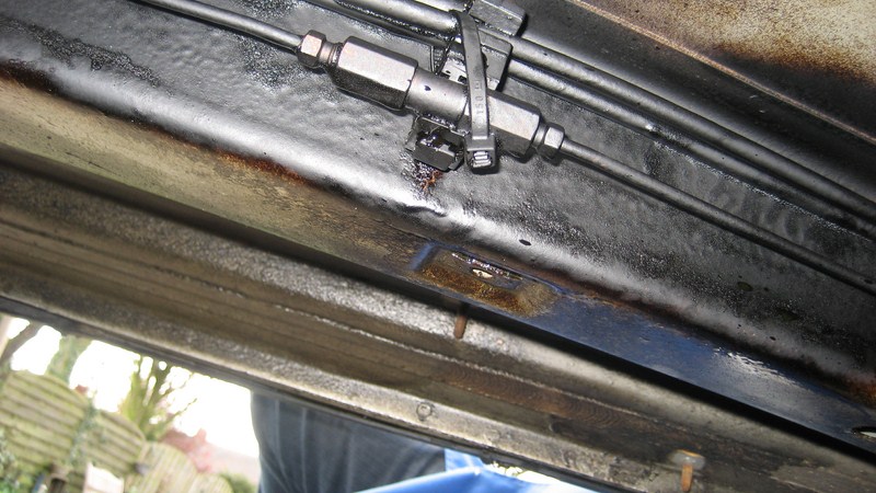 Reparatie hydroleiding C5 (vering en stuurbekrachtiging)
